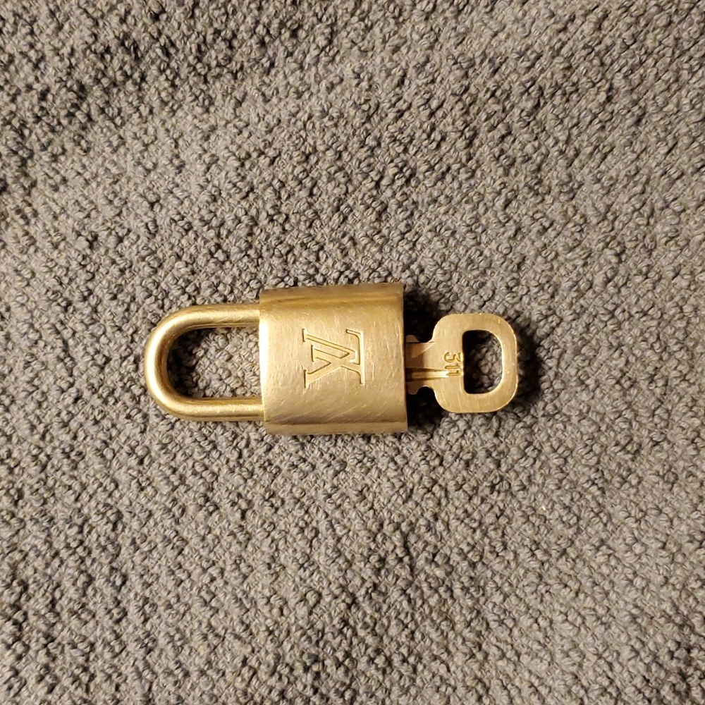 Louis Vuitton Gold Lock and Key Set #311